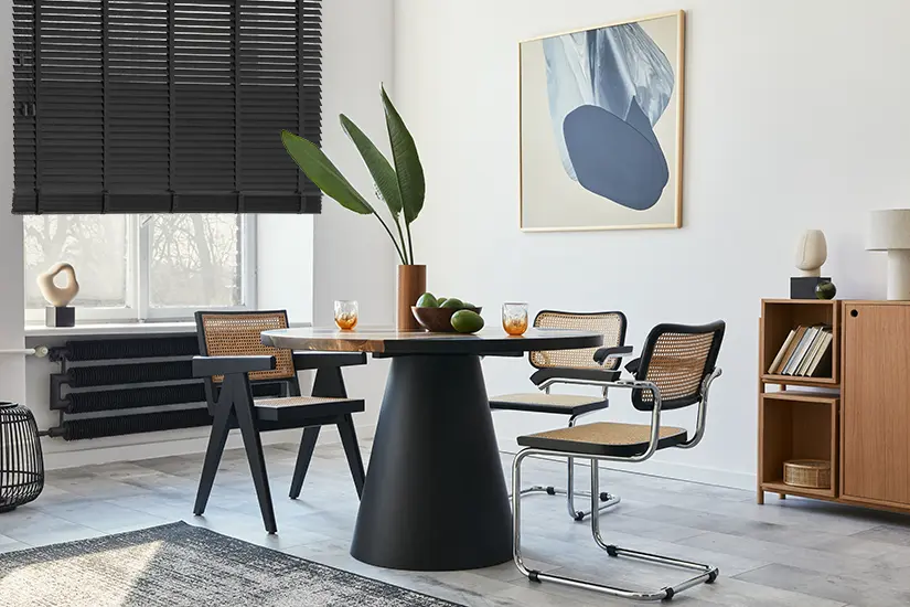 Horizontal blinds for office